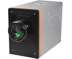 Xenics制冷型中波红外相机，高速、稳定、成像质量优异，广泛适用于各种工业、科研应用领域！
