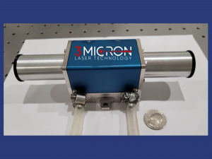 二极管泵浦铒激光器，价格低，体积小。